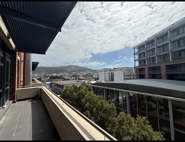 245M² OFFICE TO LET IN GARDENS